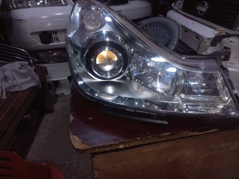 Nissan sunny body and machinal parts 6