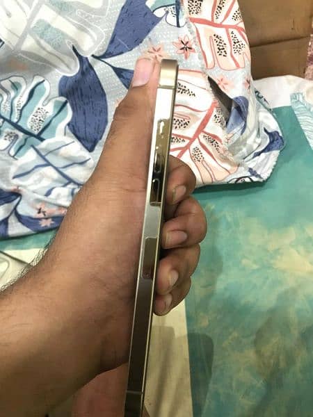 iPhone 12 pro max 128 GB dual approved 4