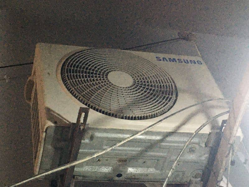 split Ac Samsung good in condition. . 1