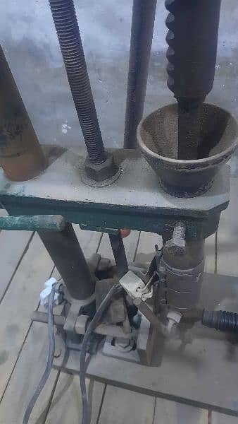 Hand molding machine (3 Number) in Working condition 2