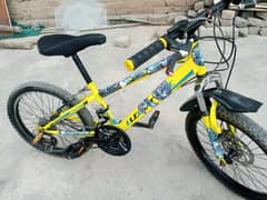 Hard Tail Mountain Bicycle[URGENT SALE]