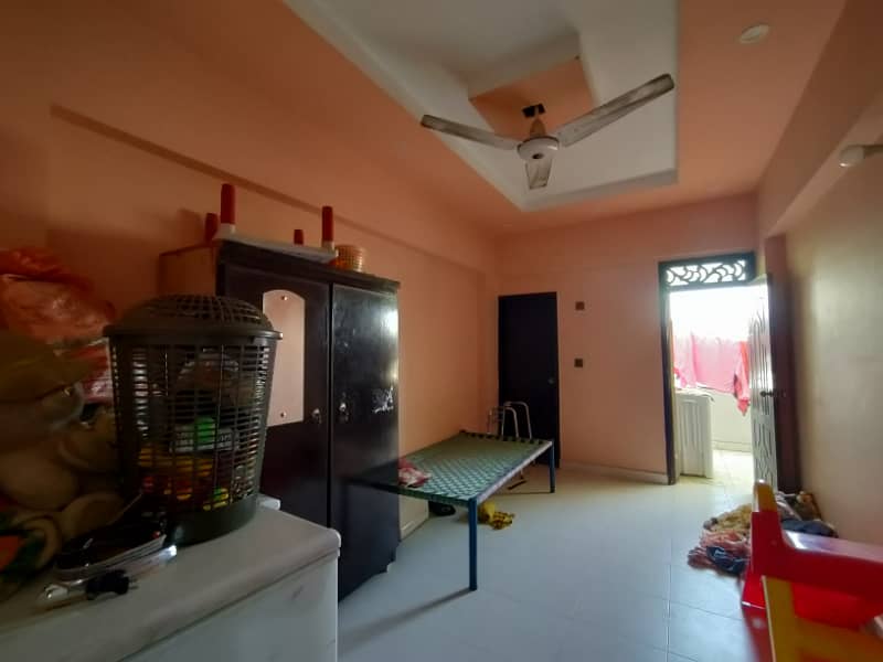 (ad:6). 2 Bed Dd Front Flat For Sale 3