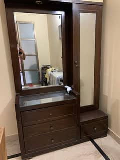 dressing table & side tables
