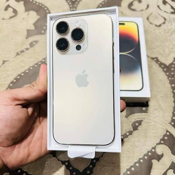 iphone 14 pro max Non PTA 03073909212 WhatsApp number 5