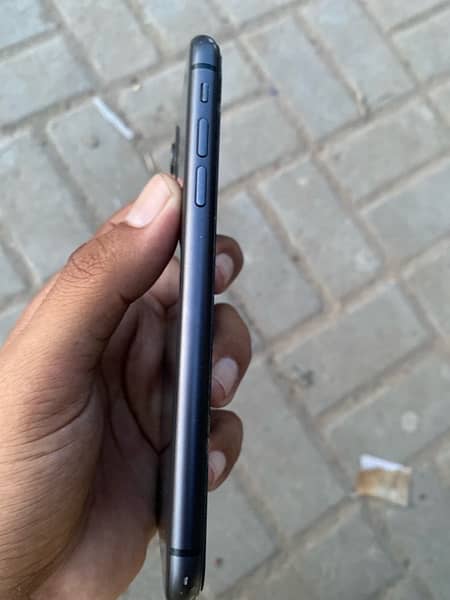 iphone 11 for sale none pta 3
