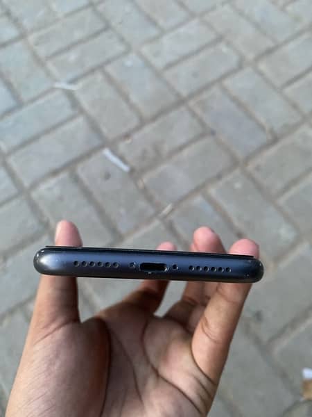 iphone 11 for sale none pta 6
