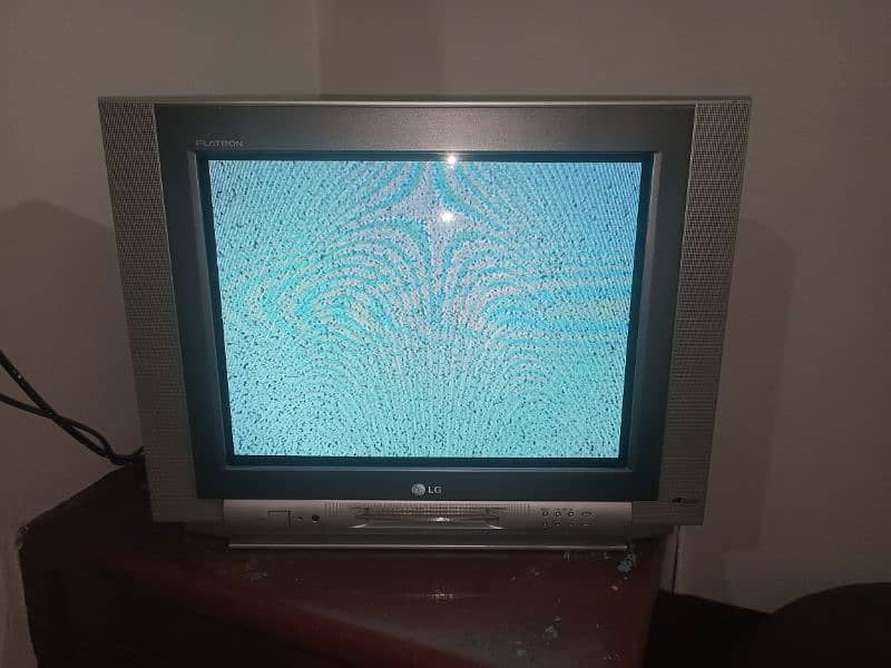 LG 16Inch  Tv (Flatron Edition) 1