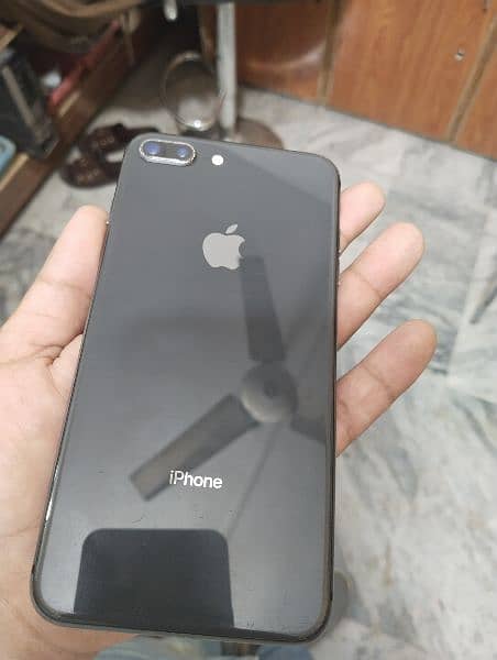 I phone 8 plus pta approved 256 Gb 4