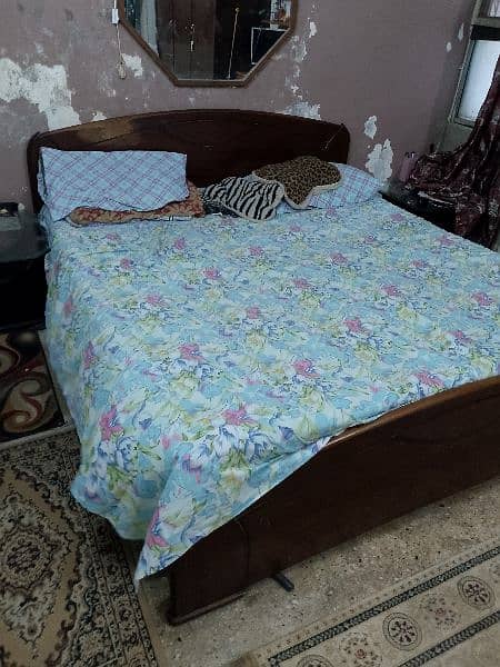 Double bed,Almirah, 5