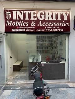 Mobile Phone Shop available for rent with furniture 0