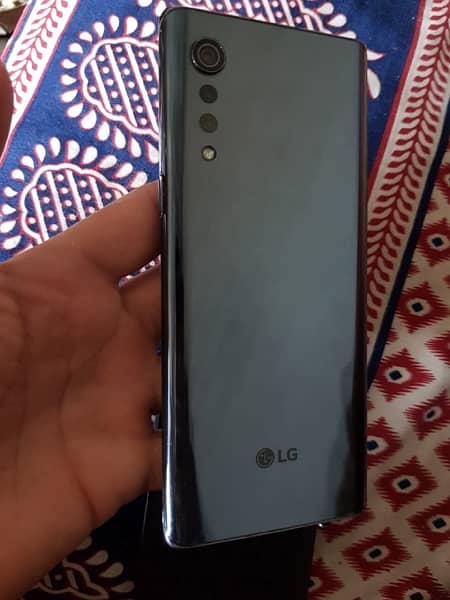 LG Velvet 5G 3