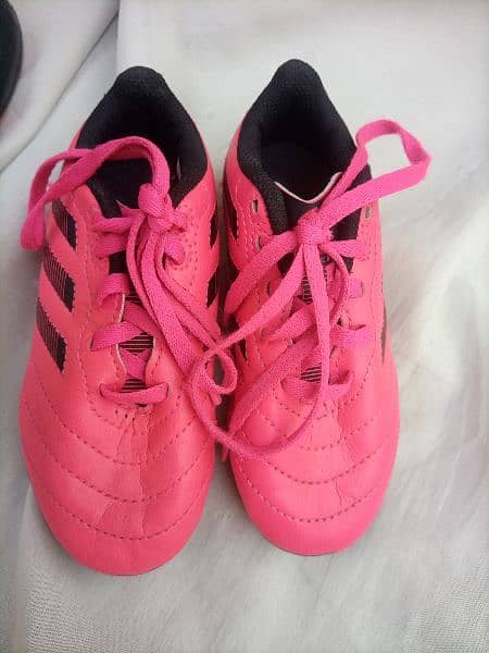 Kids Sports shoes available 6
