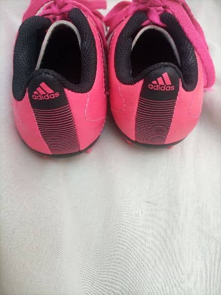 Kids Sports shoes available 8