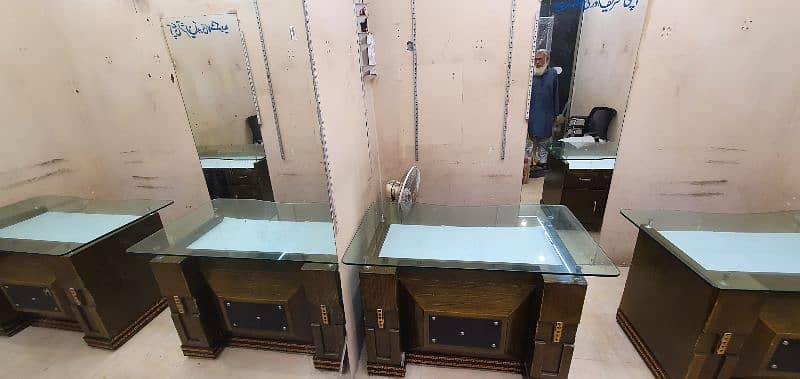 2 office tables size ( 48 inch length × 30 ) × 30 height 5
