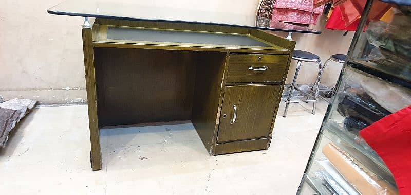 2 office tables size ( 48 inch length × 30 ) × 30 height 10