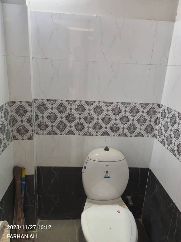 Two rooms flat for sale in Allah wala town 6