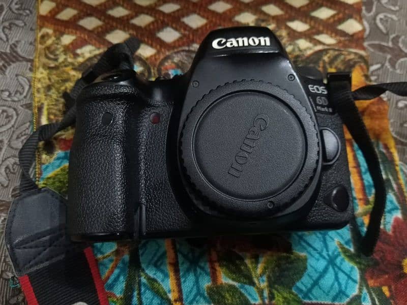Canon 6D Mark ii 3