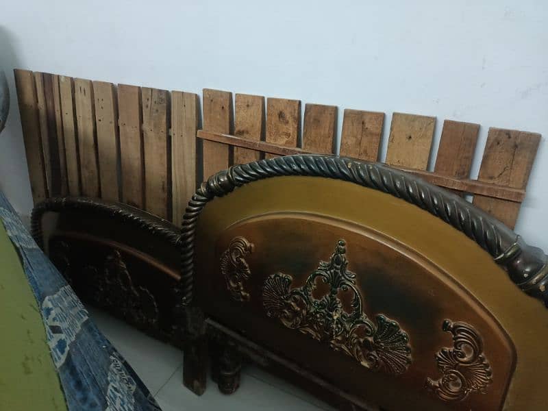 Single bed with Mattress  03334133330 0