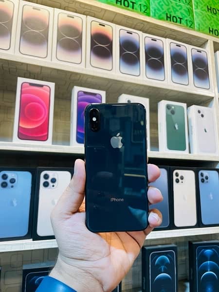 iPhone Xs 64GB PTA APPROVED 1