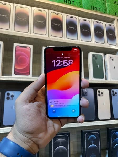 iPhone Xs 64GB PTA APPROVED 2
