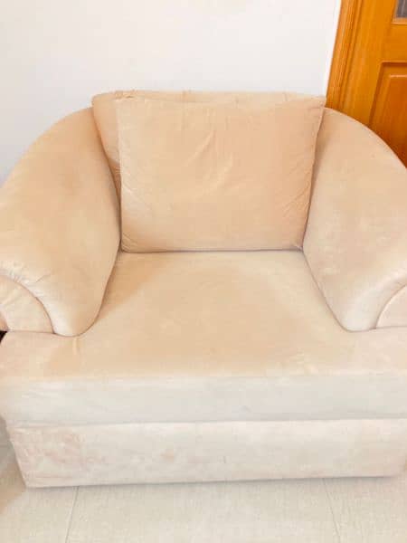 6 seater sofa set new condition 1