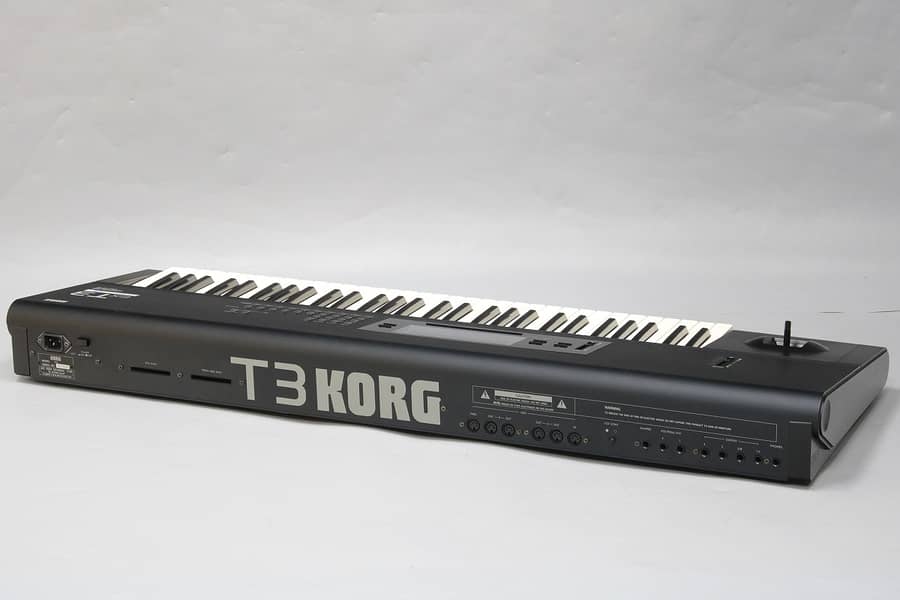 Korg T3 ex Music Synth Workstation  With Stand 2