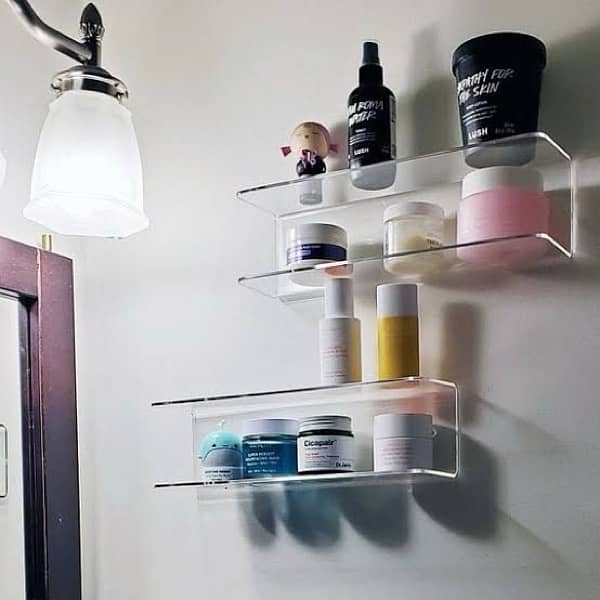 cosmetics makeup beauty parlour rack shelfs stands 8