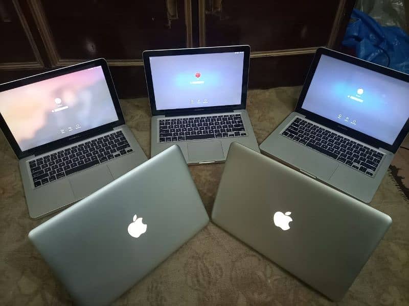 Apple MacBook pro with i5 2.59GHz 1
