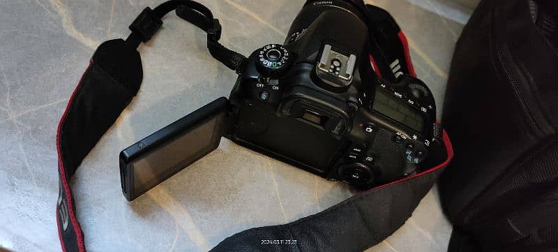 Canon 60D with 2 Lenses and Flash 3