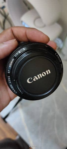 Canon 60D with 2 Lenses and Flash 5