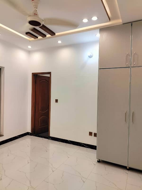 5 Marla Upper portion for rent in CC Block Bahria town Lahore 3