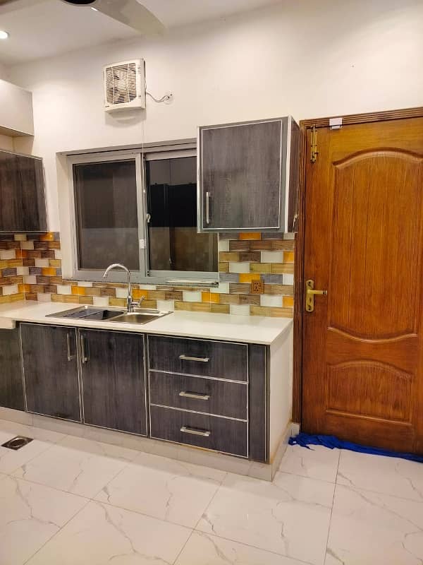 5 Marla Upper portion for rent in CC Block Bahria town Lahore 17