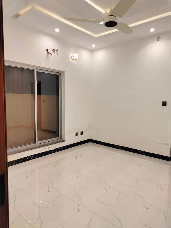 5 Marla Upper portion for rent in CC Block Bahria town Lahore 18