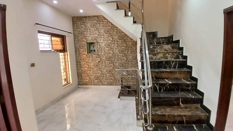 5 Marla House for sale in sector D Bahria Town Lahore 6