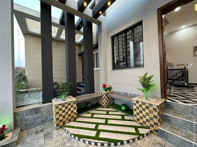 5 Marla upper portion House on Beautiful Location For Rent in Bahria Town Lahore 12
