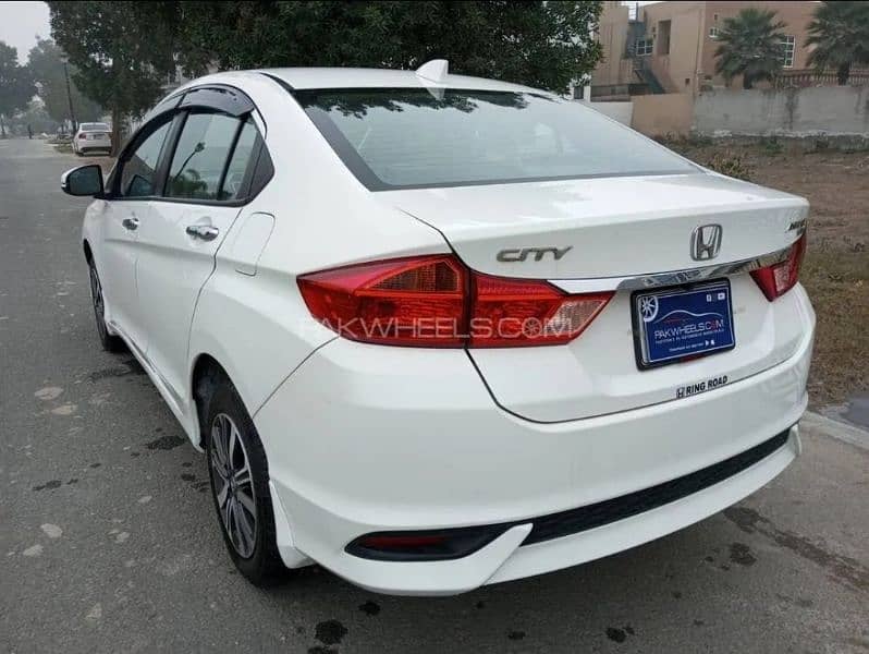 Honda City Aspire 2022 4