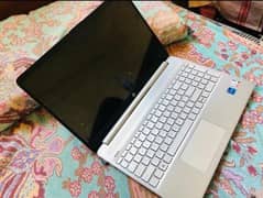 Laptop Core i7-11th Generation Blacklight Keyboard (i5 i3 ok)