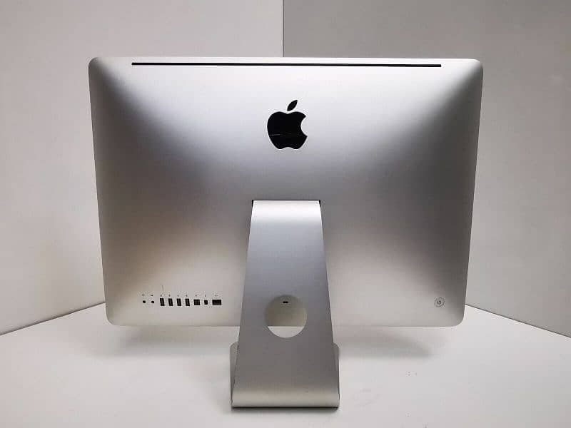 *Apple iMac (21.5-inch Display, Mid 2011) All in One Computer (AIO) 6