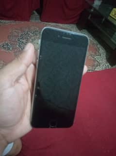 iPhone 6 PtA approved. . . good condition with box 0