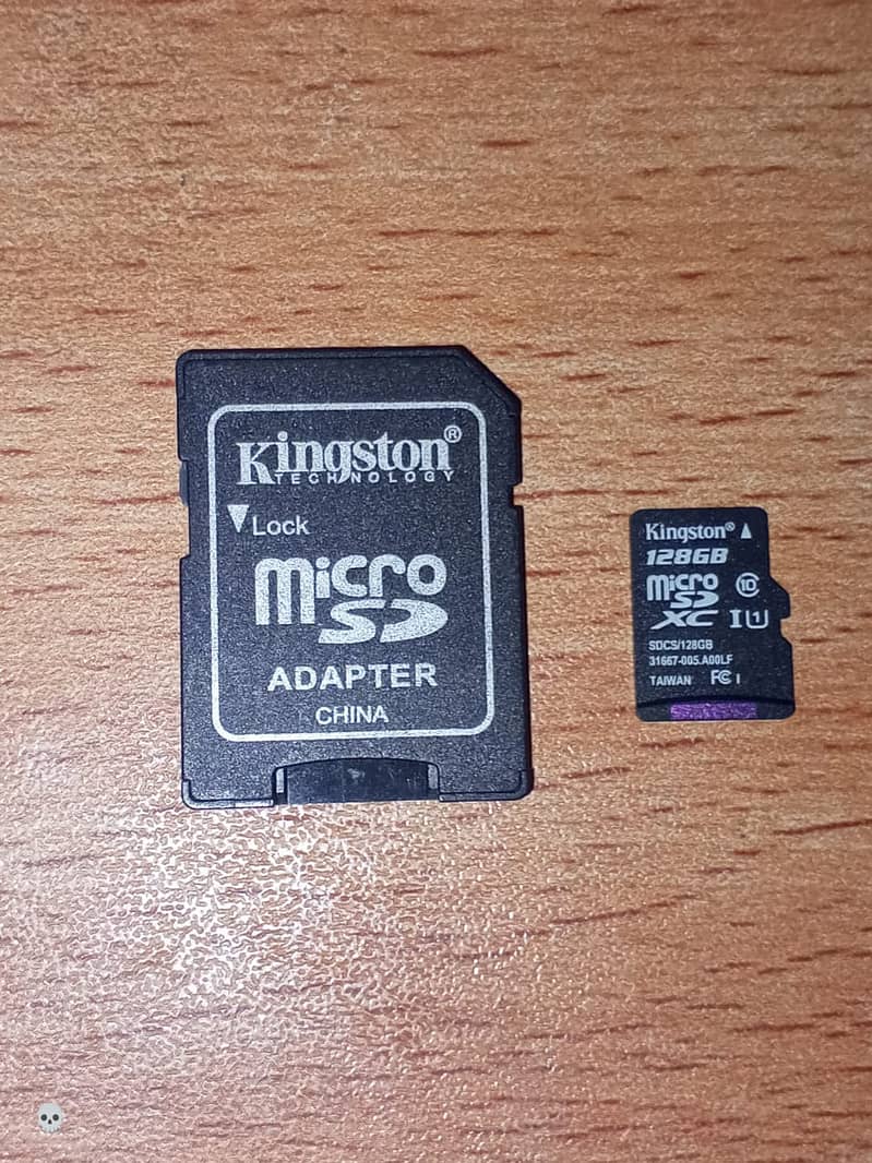 Kingston 128 GB Memory Card 0