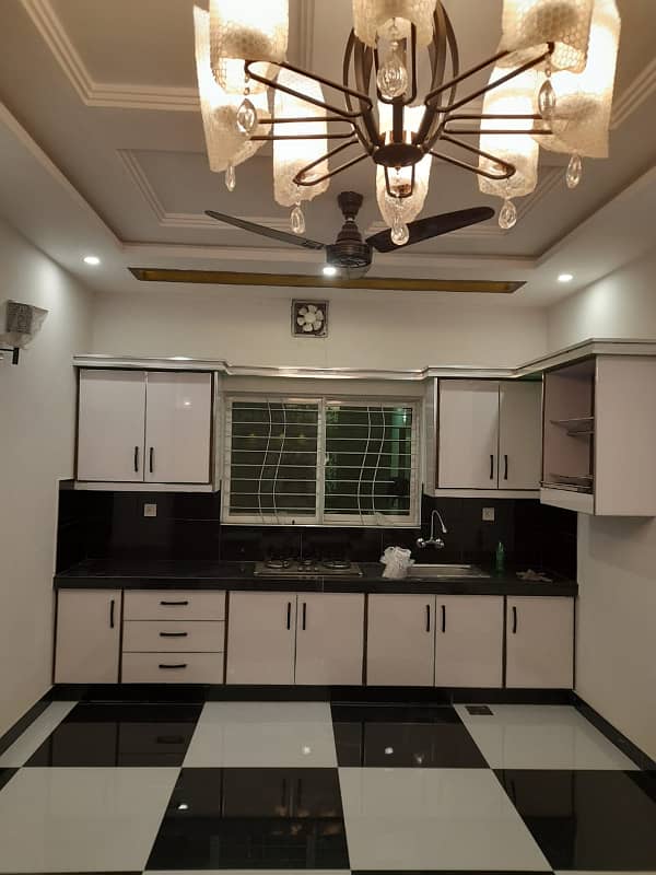 10 Marla Lower Portion on Beautiful Location For Rent in Bahria Town Lahore 13