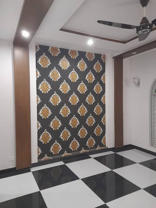 10 Marla Lower Portion on Beautiful Location For Rent in Bahria Town Lahore 14
