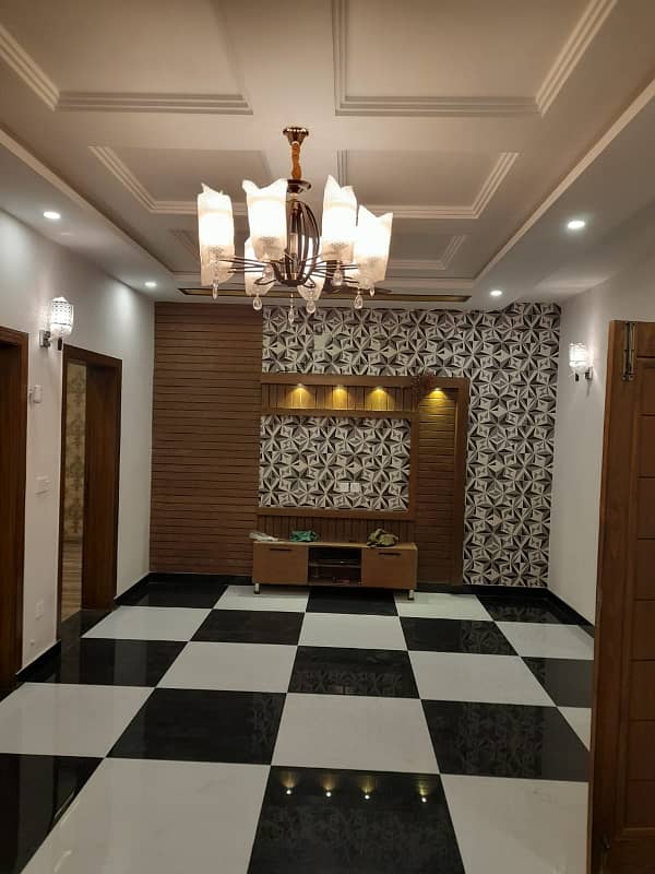 10 Marla Lower Portion on Beautiful Location For Rent in Bahria Town Lahore 20