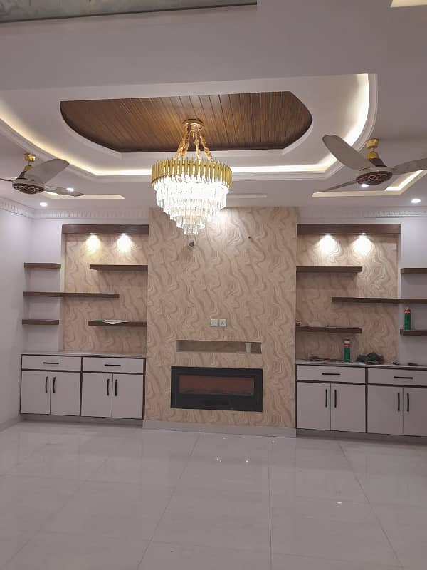 10 Marla Lower Portion on Beautiful Location For Rent in Bahria Town Lahore 23