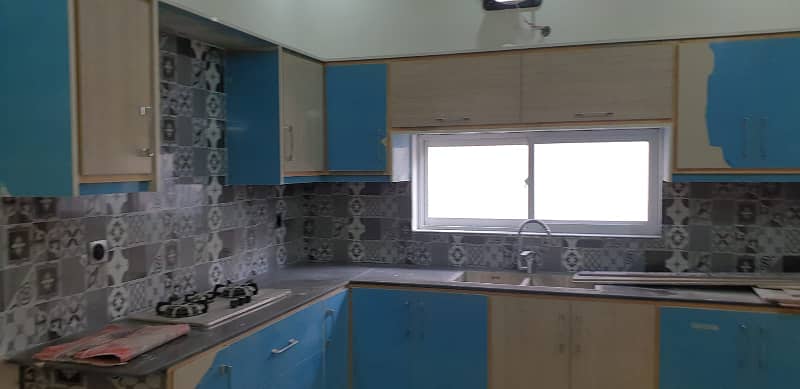 5 Marla used House on Beautiful Location For Sale in Bahria Town Lahore 5