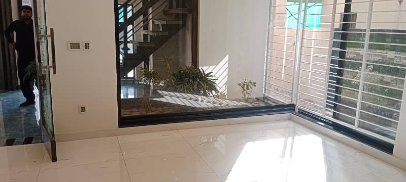 10 Marla Upper Portion Lower Lock on Beautiful Location For Rent in Bahria Town Lahore 25