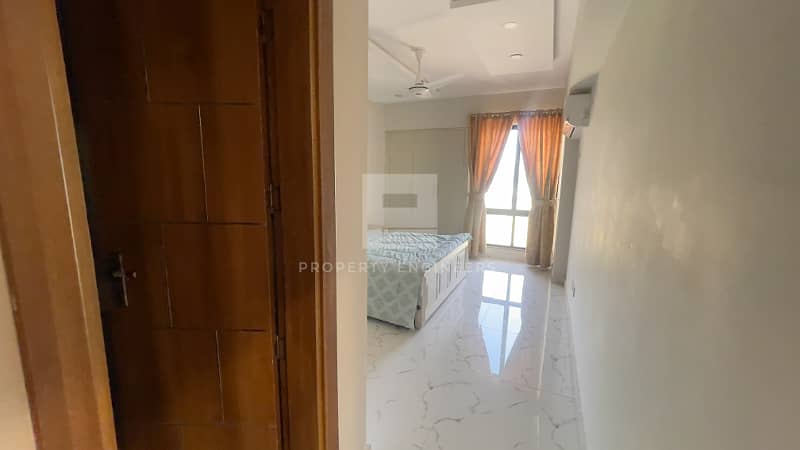 3 Bed Luxury Furnished Apartment with Servent Room 20