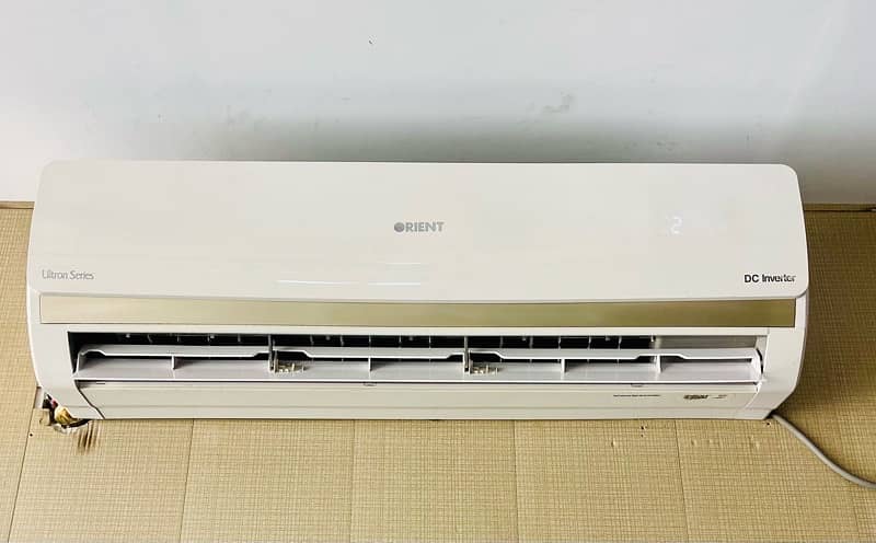 Like new, Excellent Cooling orient DC inverter. 1