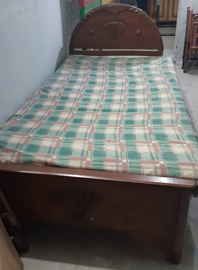 Single bed with mattress 7