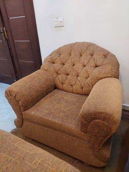Used Sofa Set (3+1+1) 1